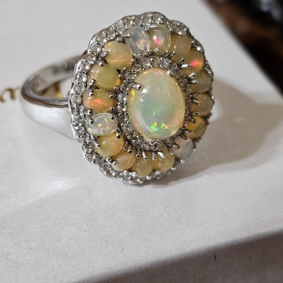 Natural Ethiopian Opal Cluster Ring Platinum over Sterling Silver Sz 11 ✨️ - Picture 3 of 3